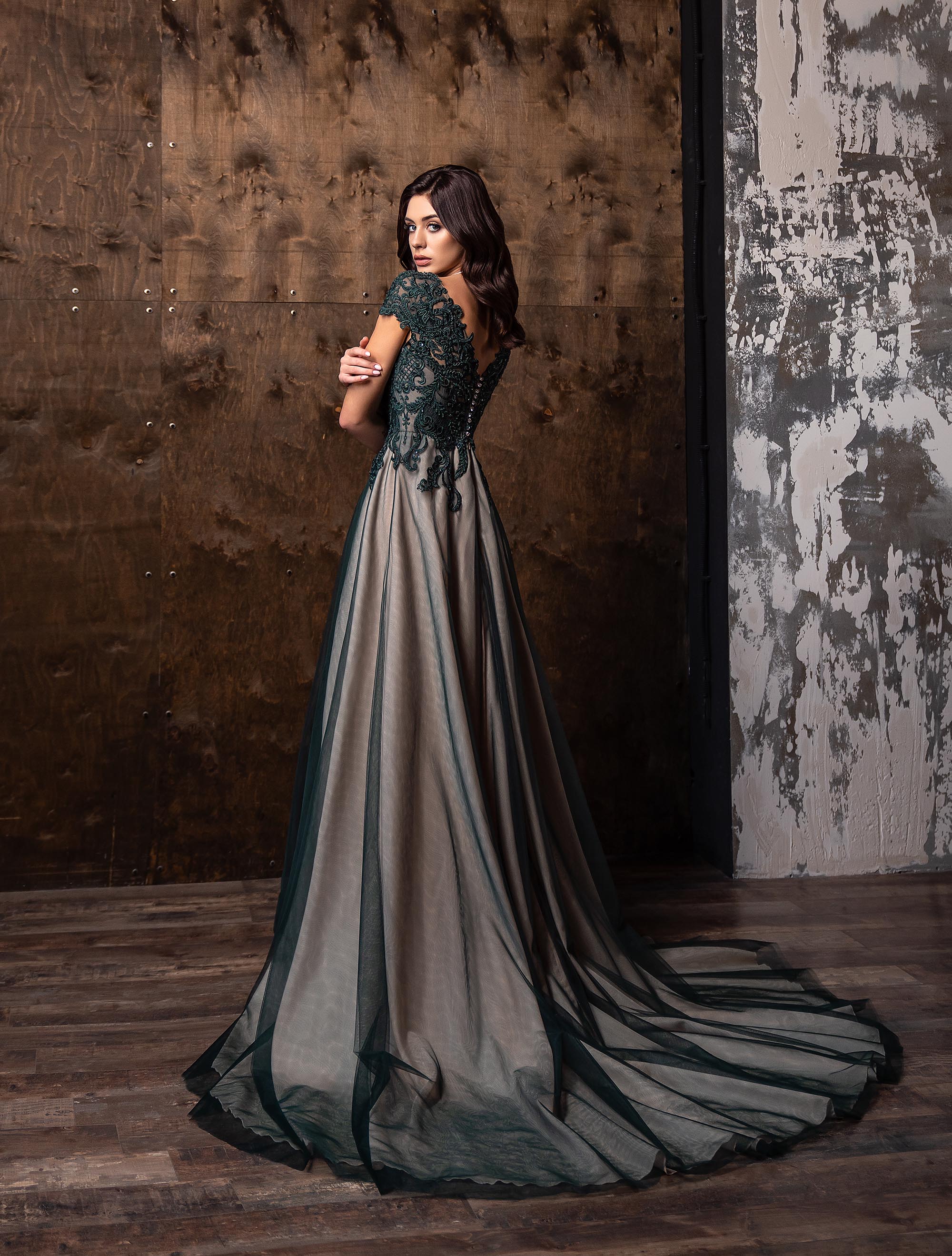 EVENING DRESSES V199