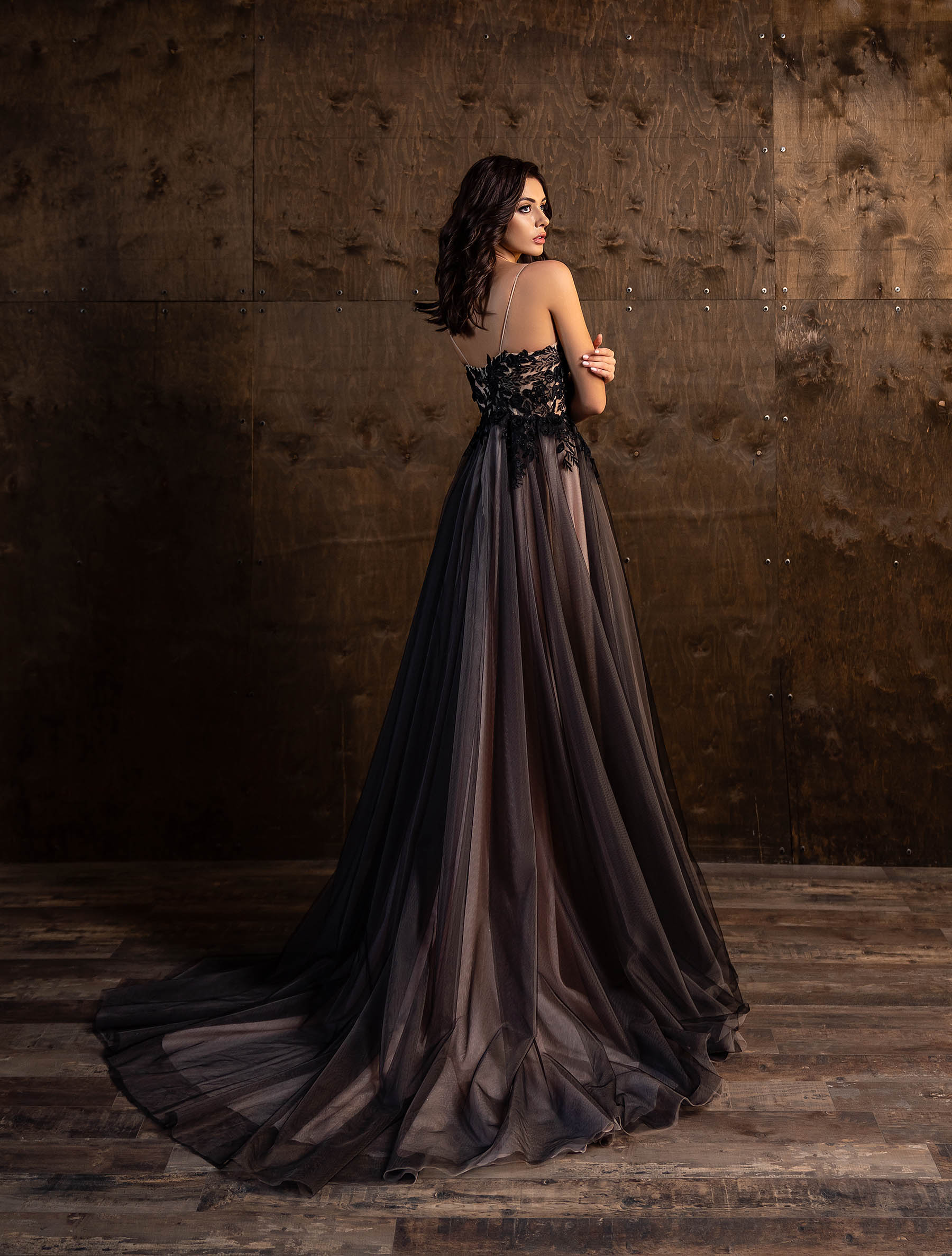 EVENING DRESSES V207