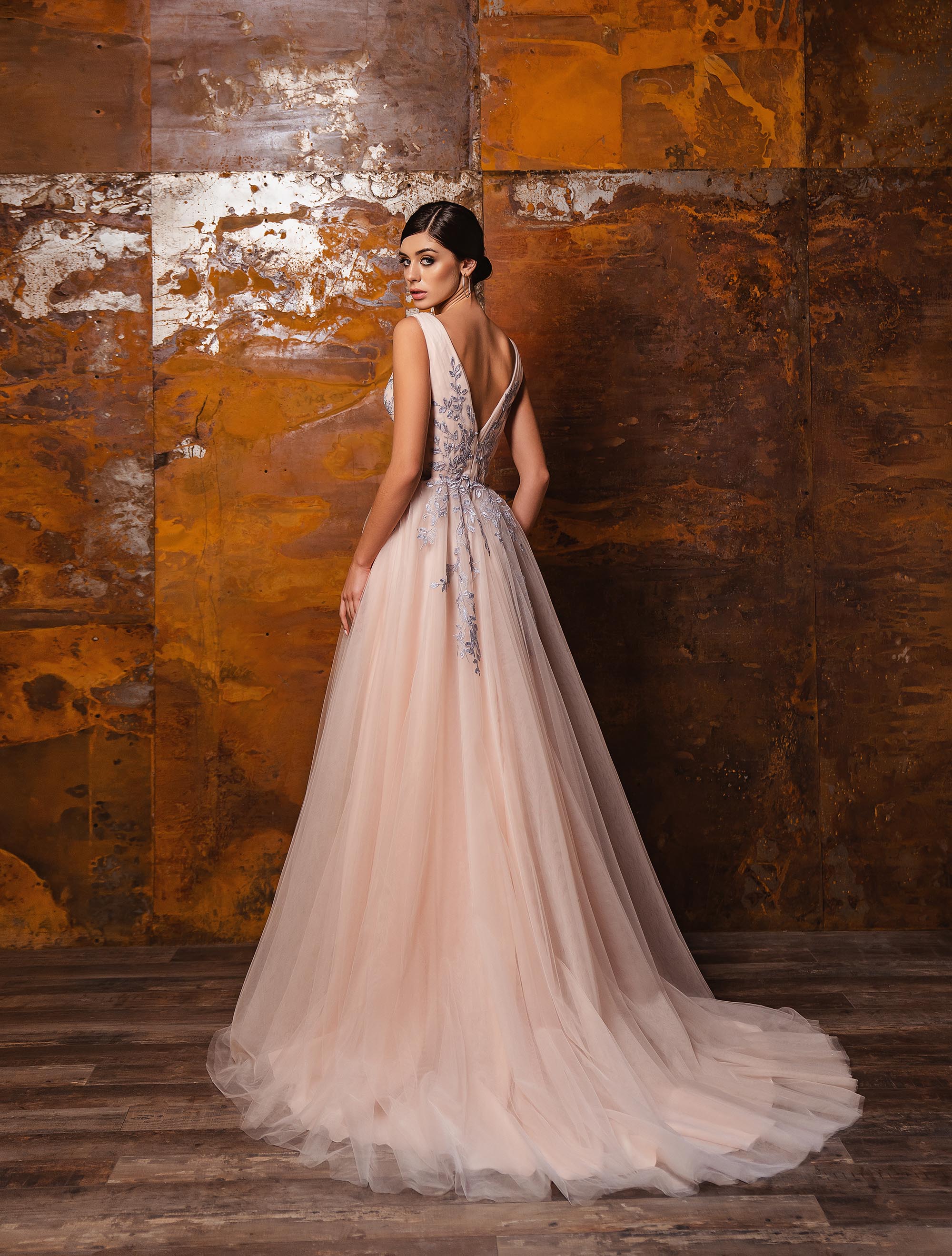 EVENING DRESSES V210