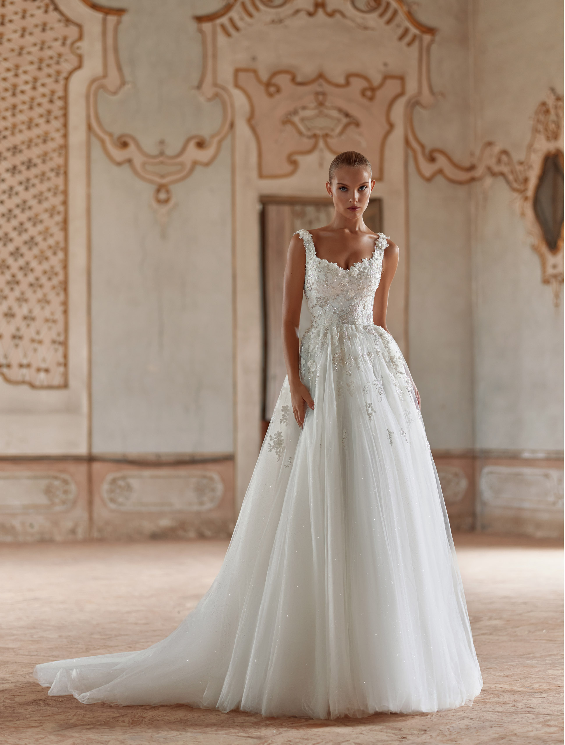 Wedding dress IVJ2024-068