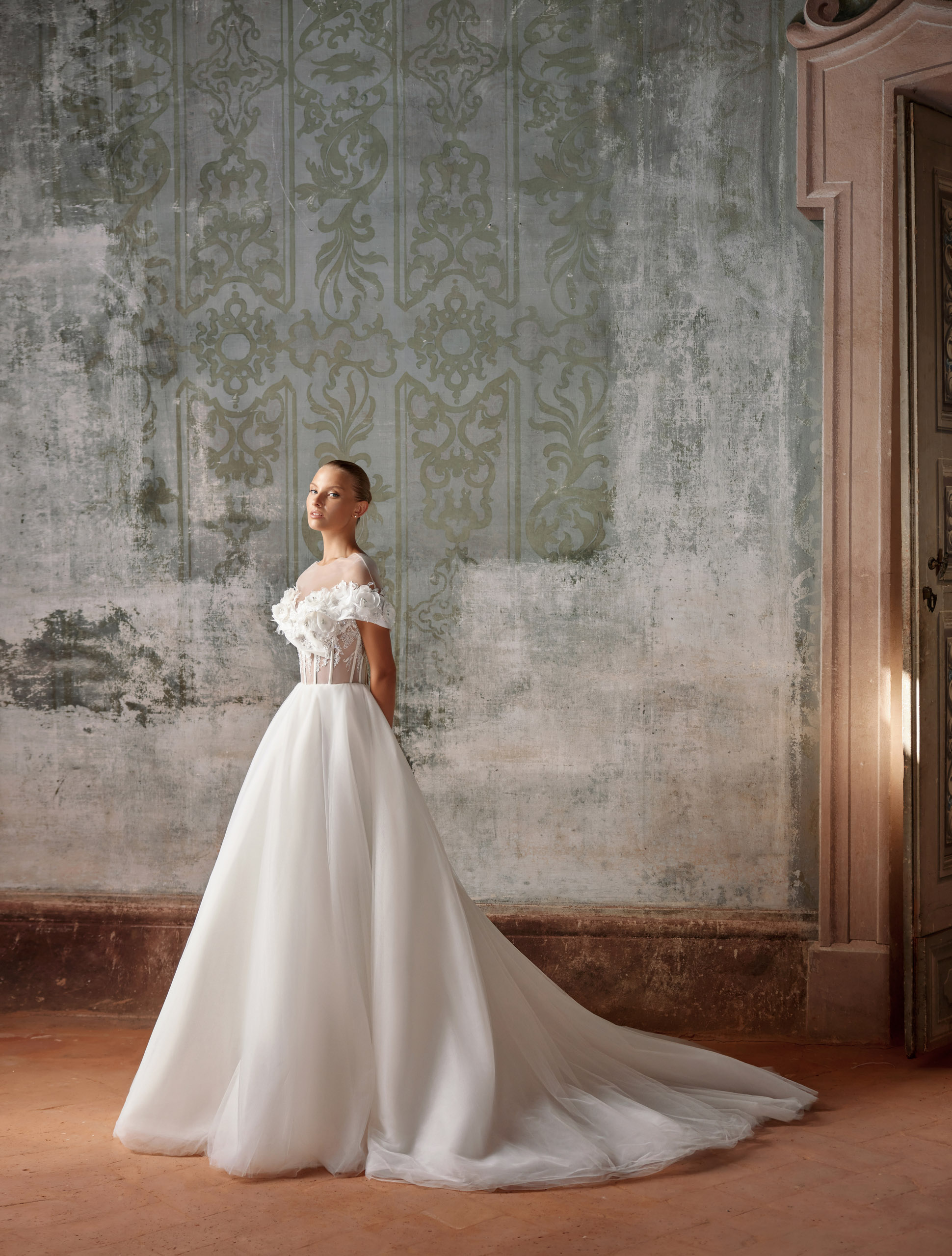 Wedding dress IVJ2024-073