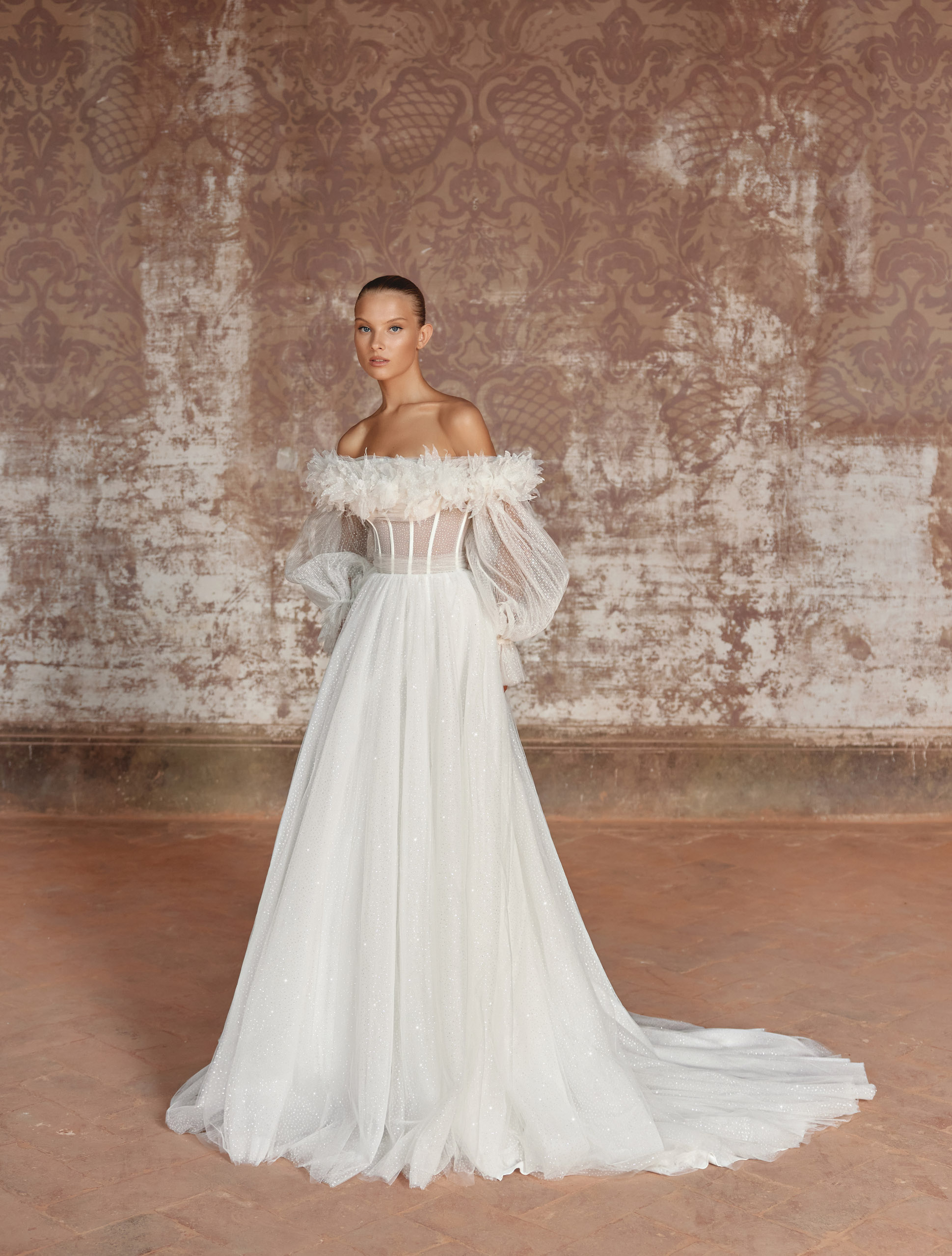 Wedding dress IVJ2024-081