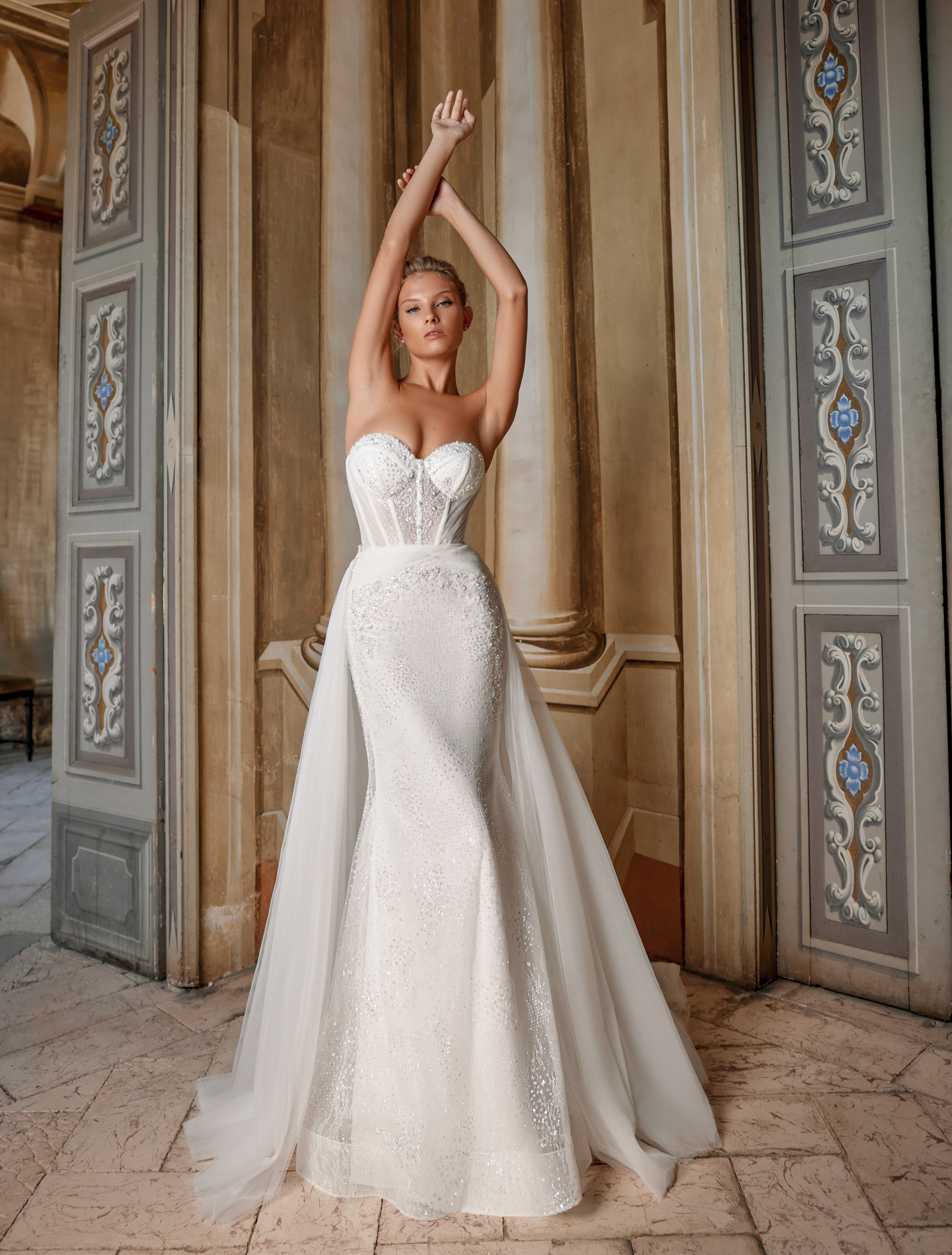 Wedding dress IVJ2024-084