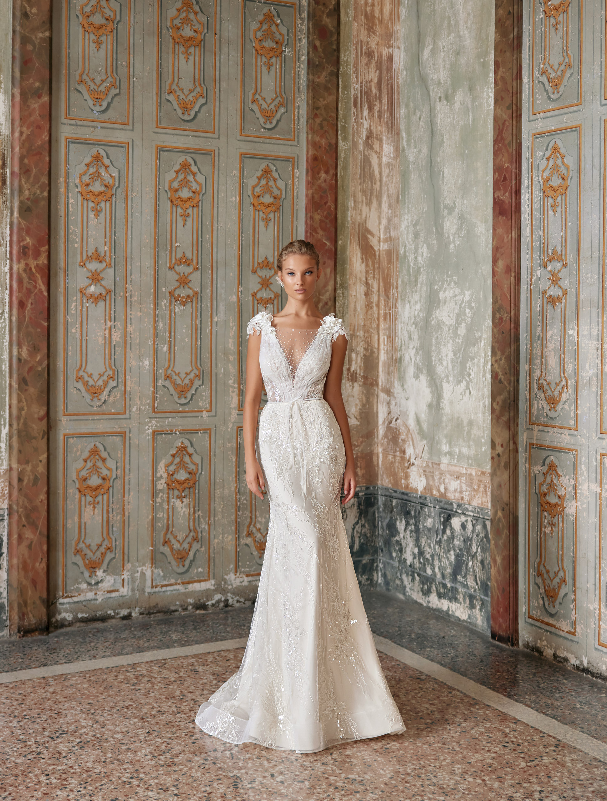 Wedding dress IVJ2024-087