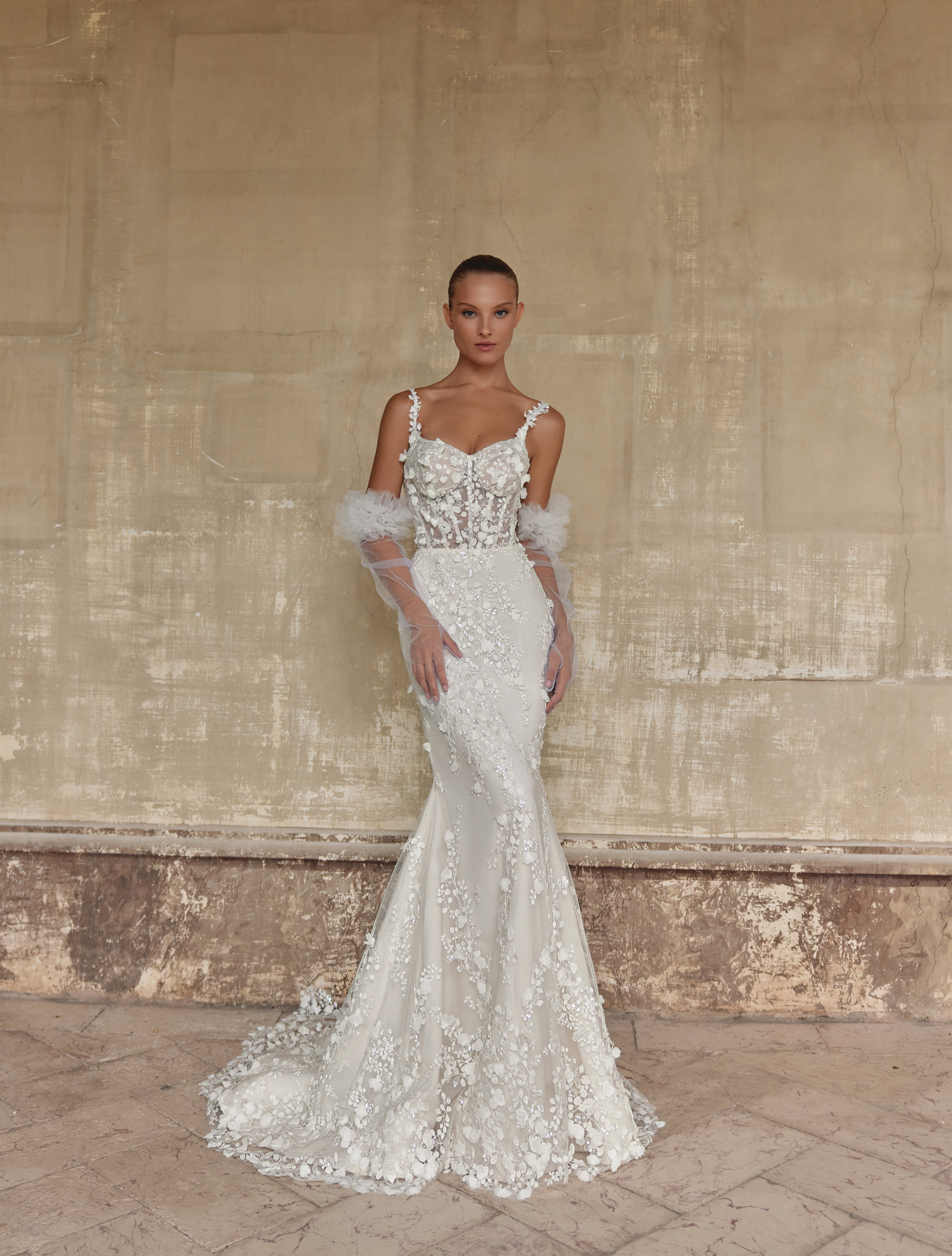 Wedding dress IVJ2024-089