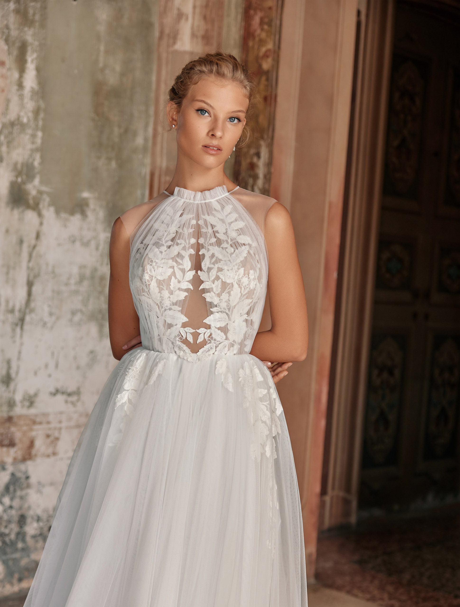 Wedding dress IVJ2024-095