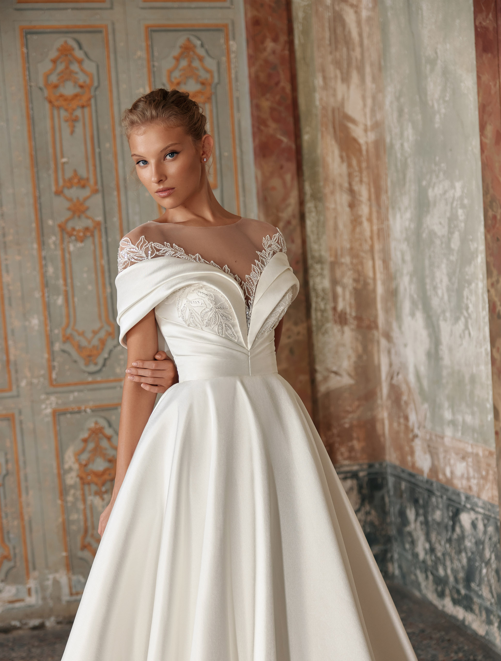 Wedding dress IVJ2024-096