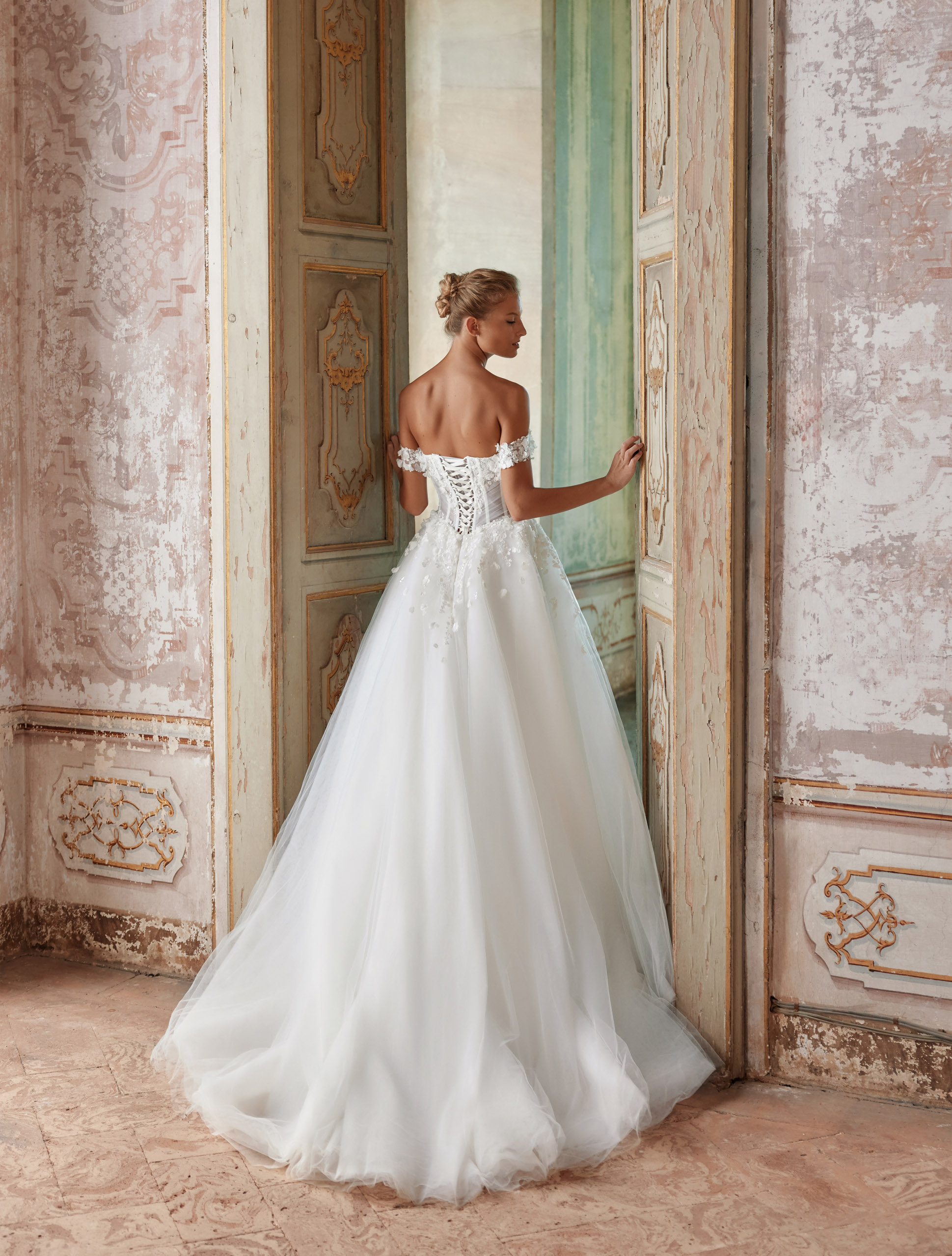 Wedding dress IVJ2024-098