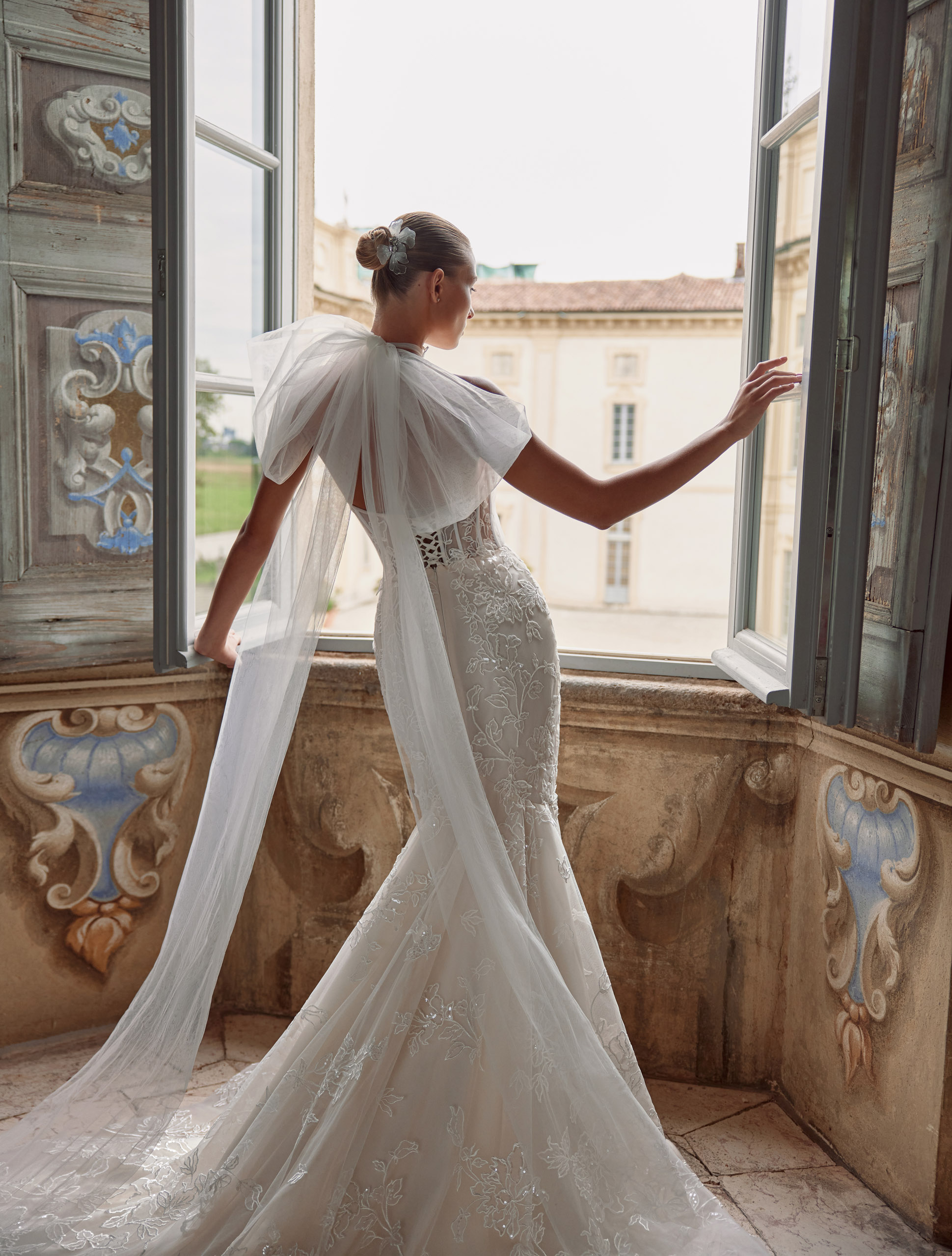 Wedding dress IVJ2024-101