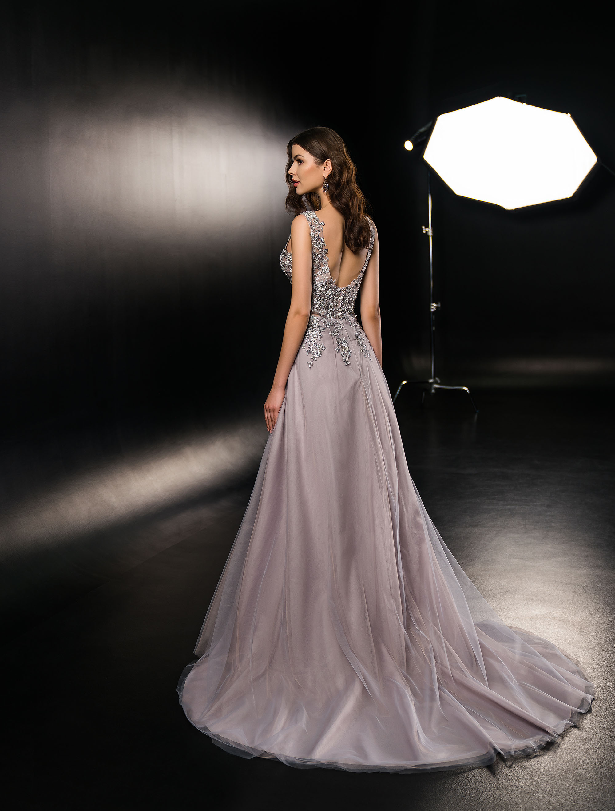 EVENING DRESS AV034