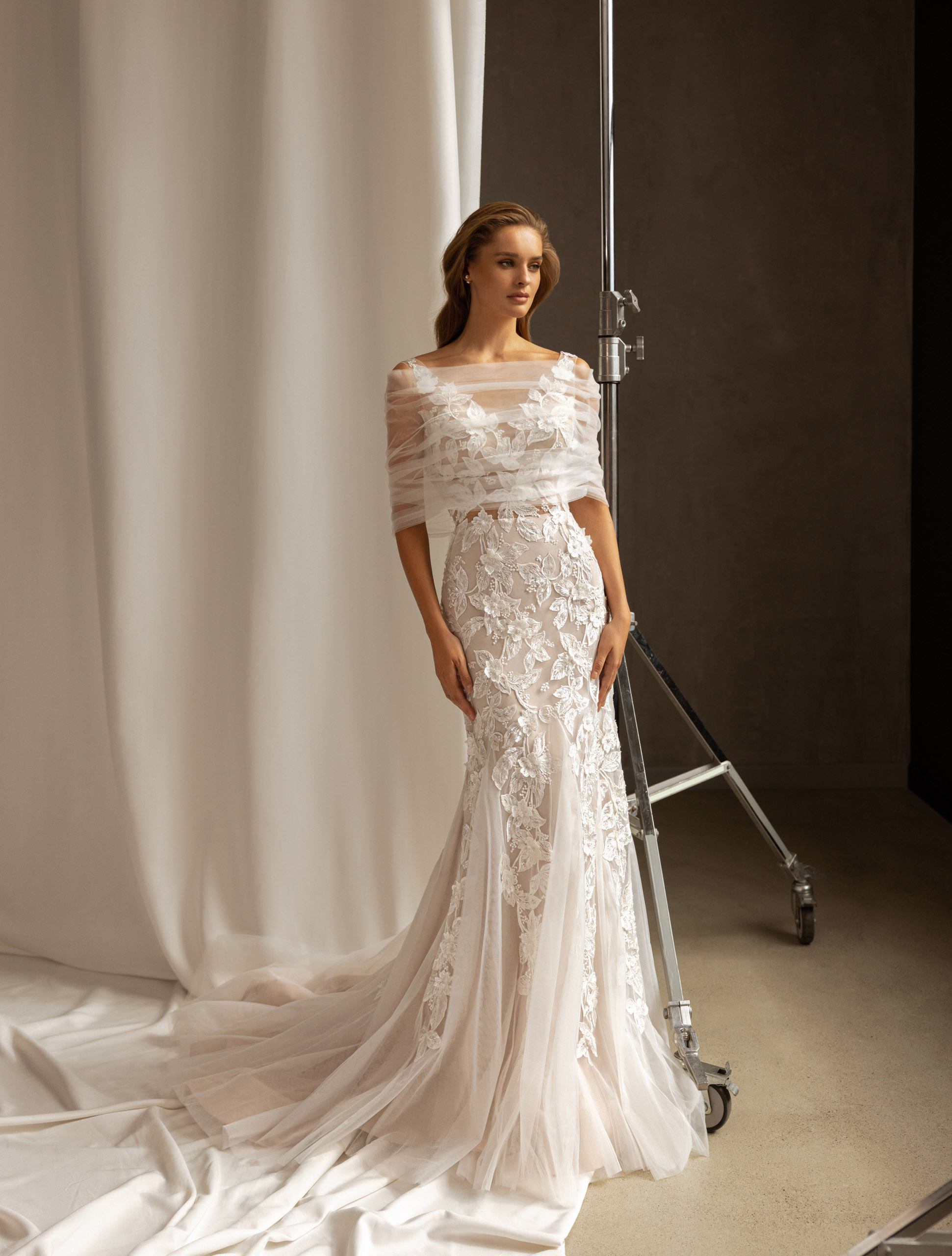 Wedding dress IVJ-1062