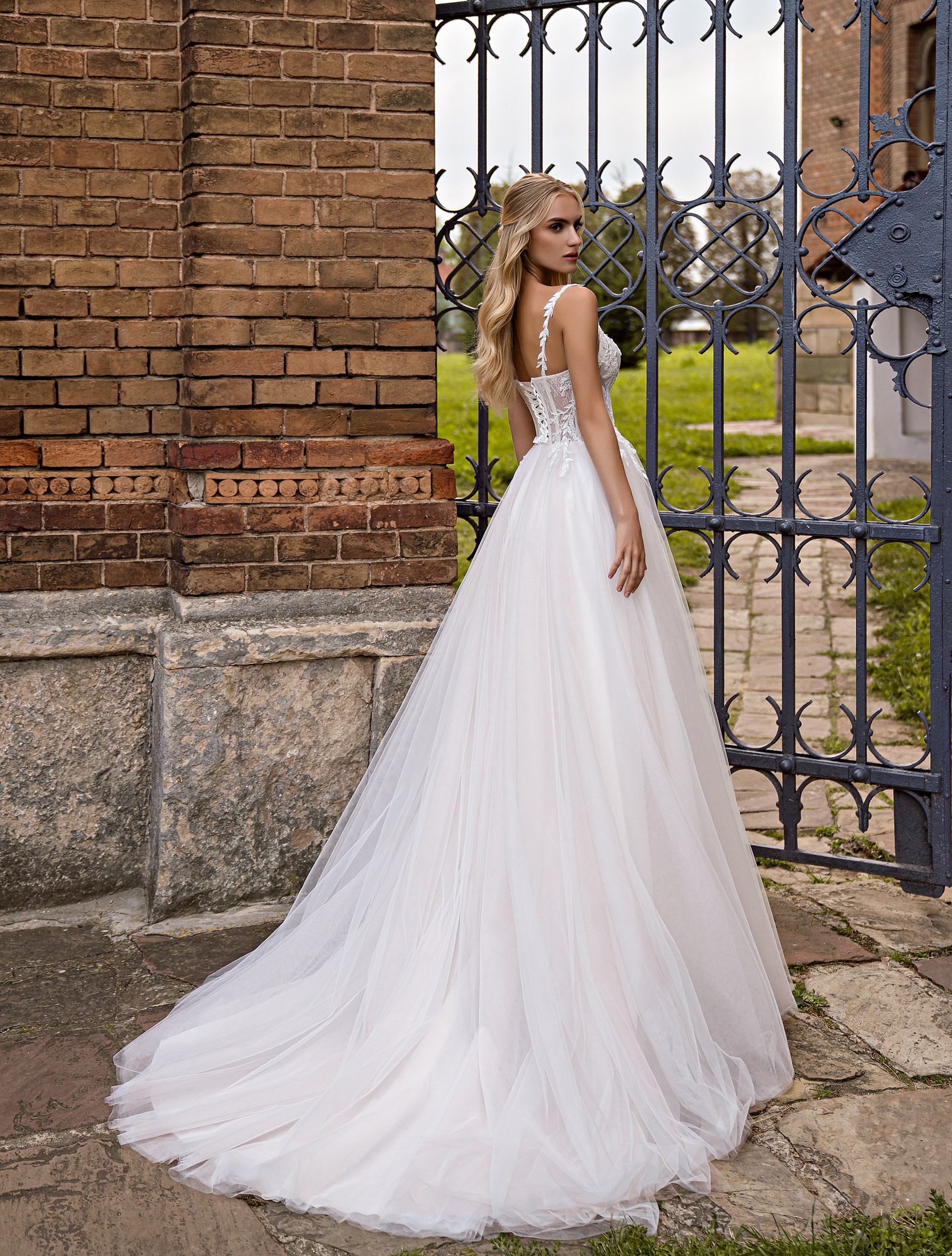 Wedding Dress EL-368