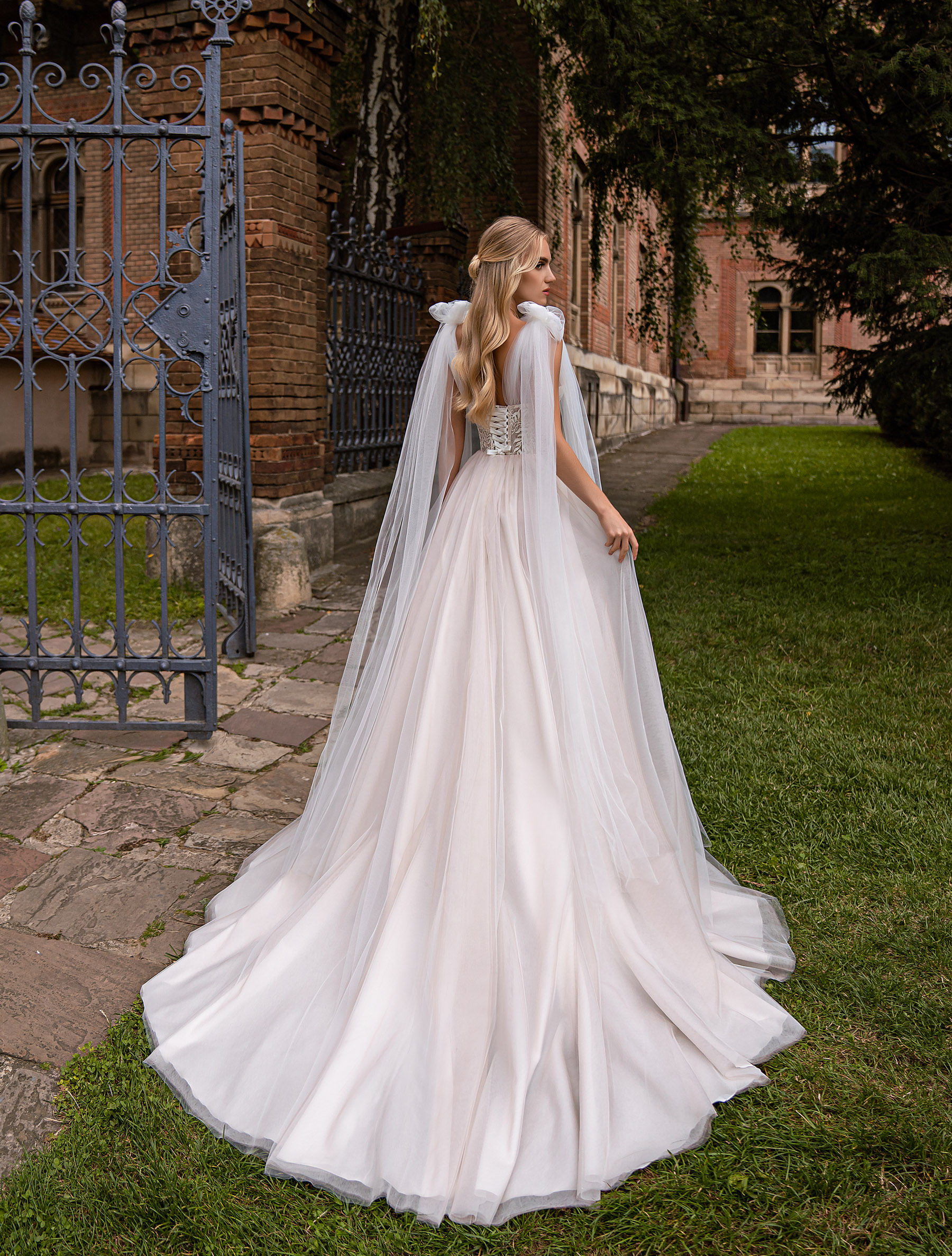 Wedding Dress EL-370