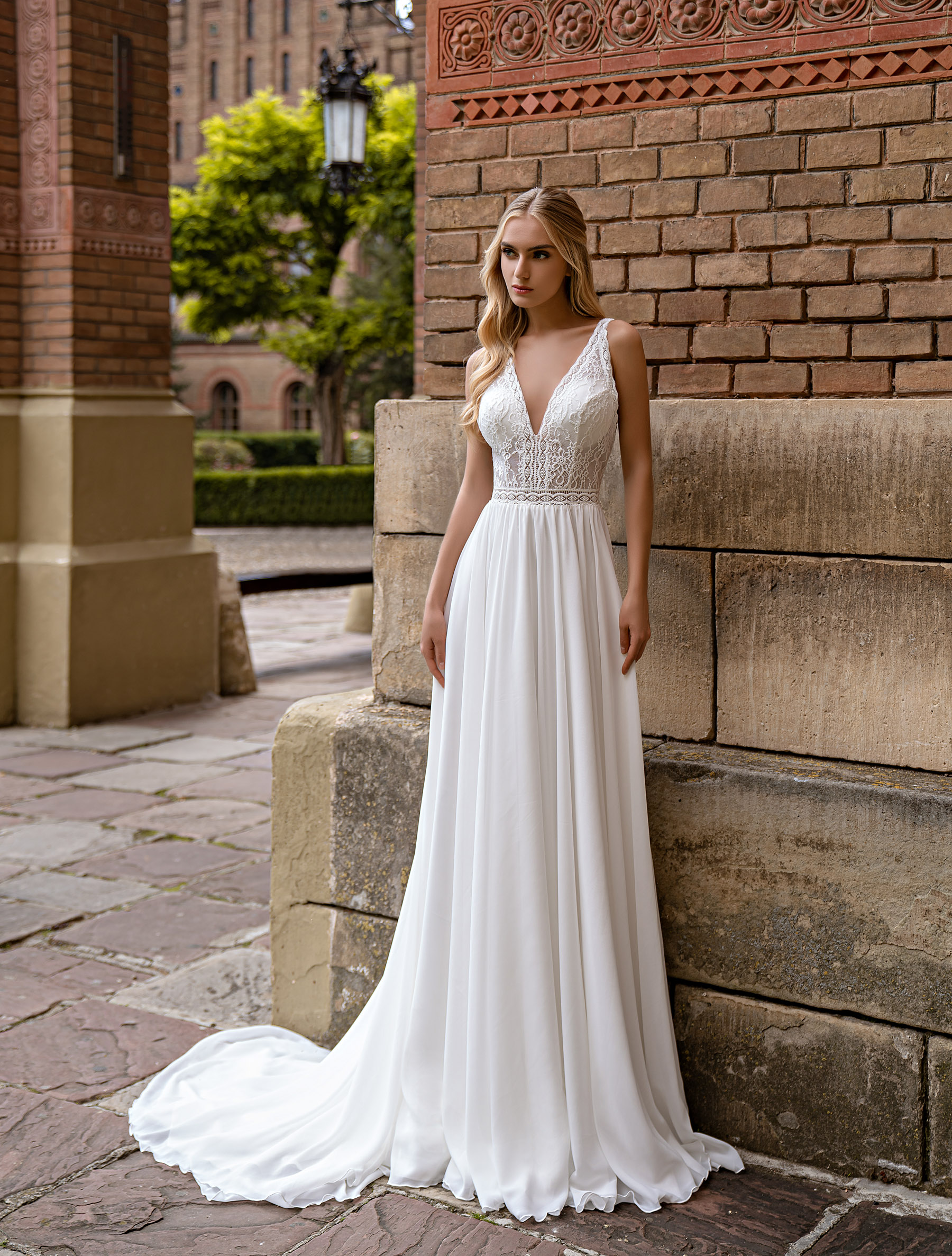Wedding Dress EL-379
